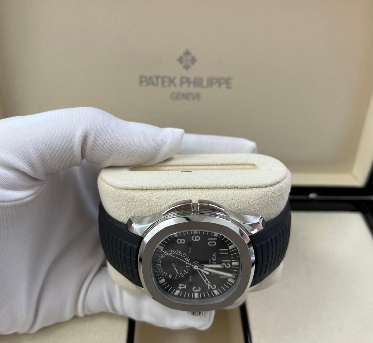 Patek Philippe Aquanaut Travel Time Black Dial 5164a-001