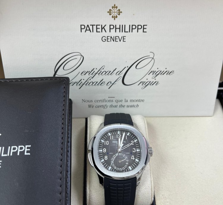 Patek Philippe Aquanaut Travel Time Black Dial 5164a-001