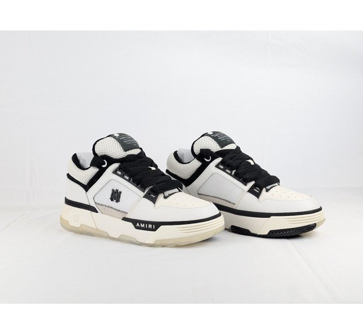 O1rshd1 Ma-1 Sneakers In White Black