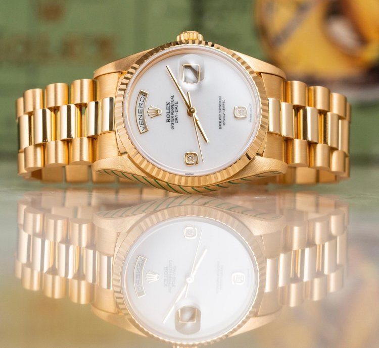 Rolex Day-date 36 Cacholong