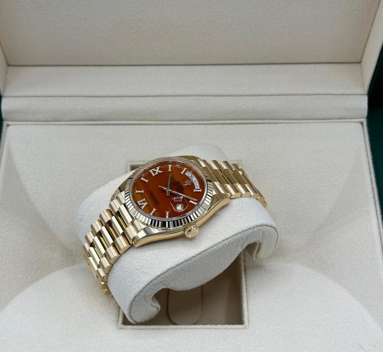Rolex Day-date 36 Carnelian Dial Bnib 2024