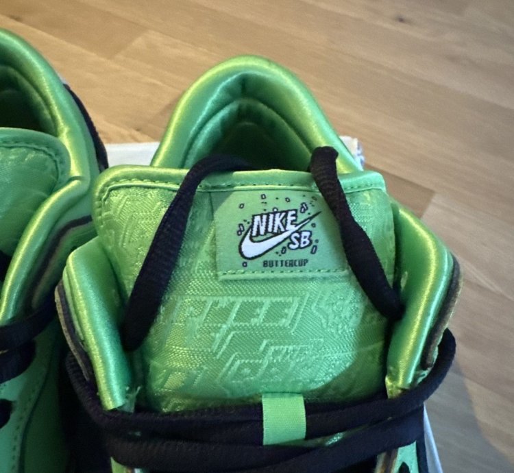 Nike Sb Dunk Low Powerpuff Girls Buttercup Mean Green Size13