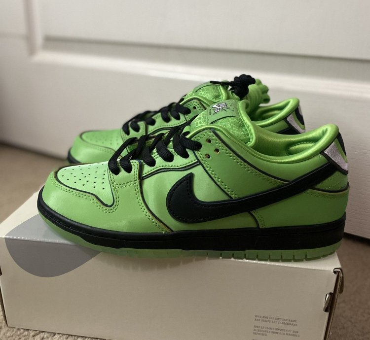 Nike Sb Dunk Low Powerpuff Girls Buttercup Size 6 5