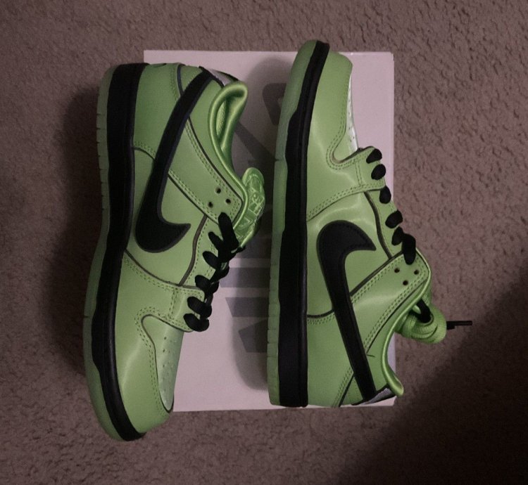 Nike Sb Dunk Low Powerpuff Girls Buttercup Size 6 5