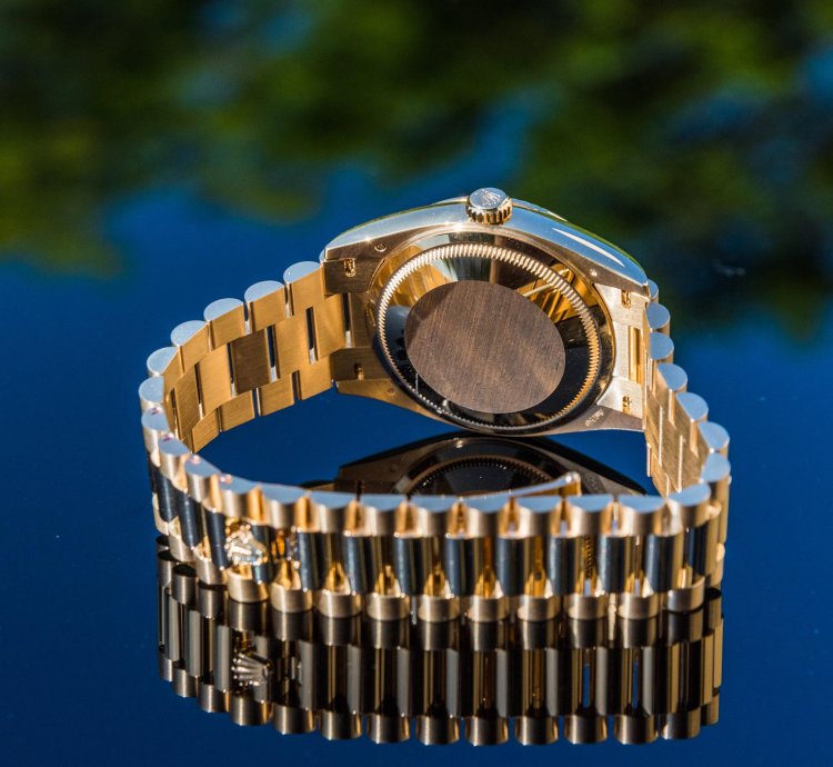 Rolex Day-date 36 Carnelian Diamond Set Dial - 128238