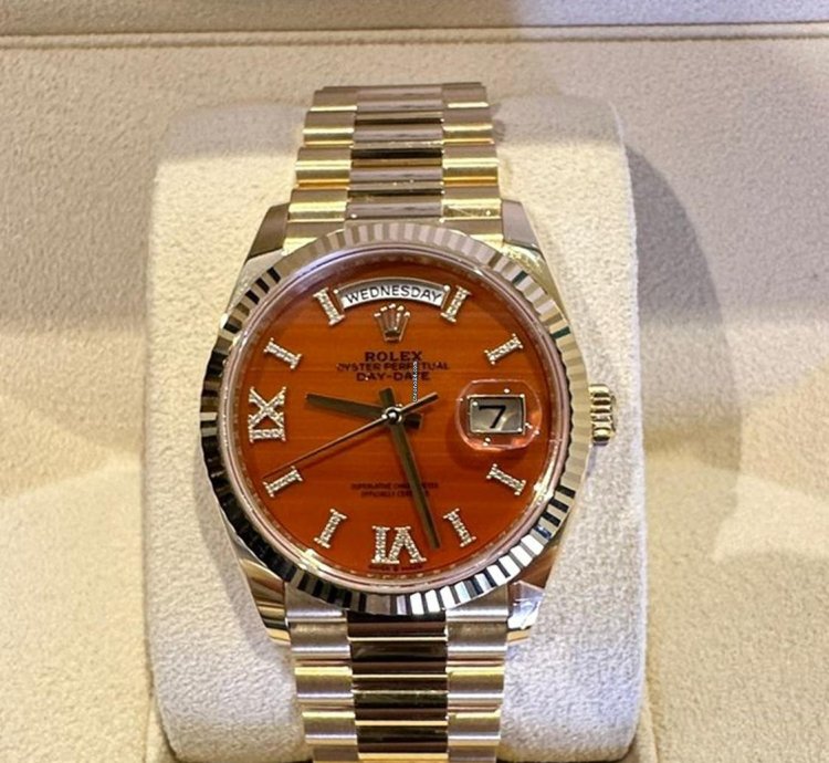 Rolex Day-date 36 Carnelian Set With Diamonds 36mm