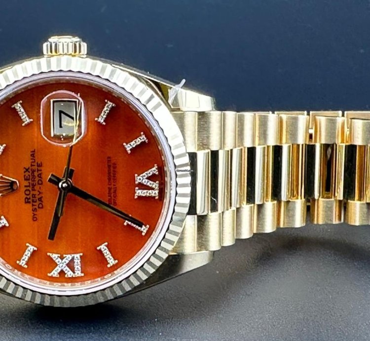 Rolex Day-date 36 Carnelian Set With Diamonds 36mm