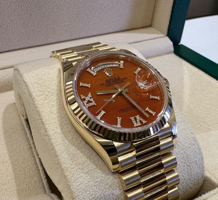 Rolex Day-date 36 Carnelian Set With Diamonds 36mm