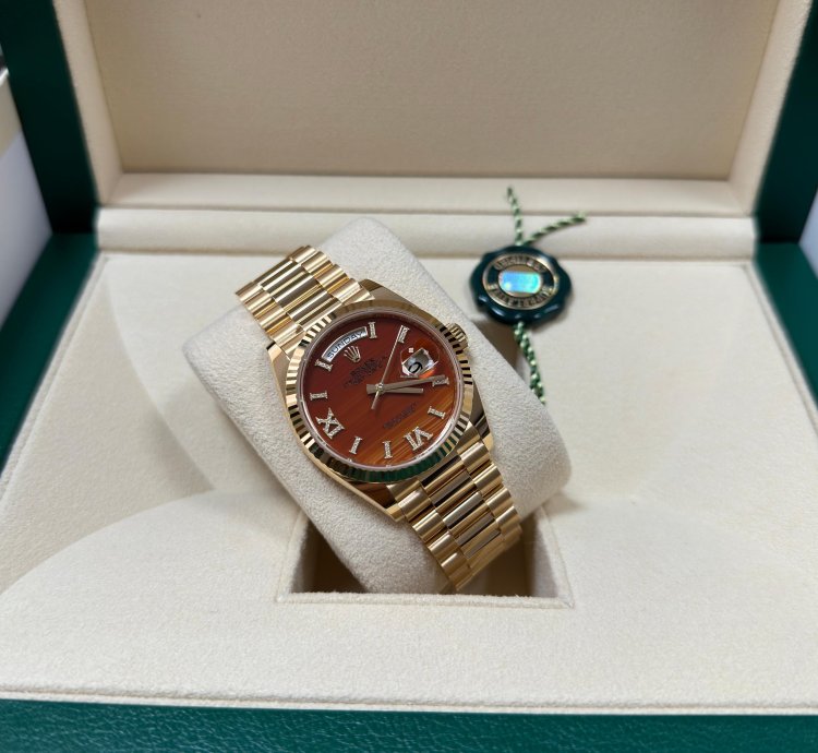 Rolex Day-date 36 Carnelian Stone Dial 2024 Neu Full Set Lagernd On Stock