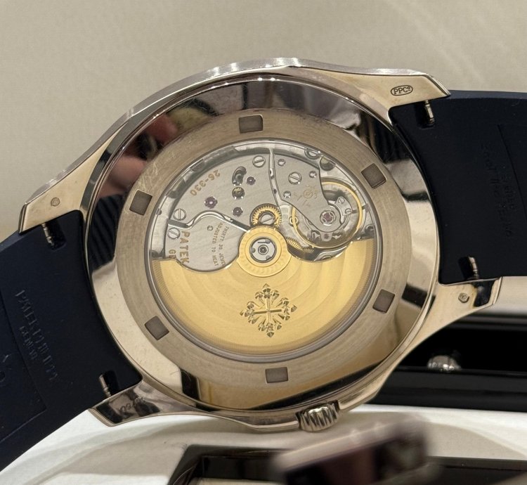 Patek Philippe Aquanaut White Gold Aquanaut