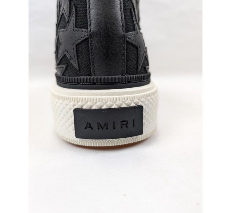 O1w1db11224 Stars High-top Sneakers In Black White