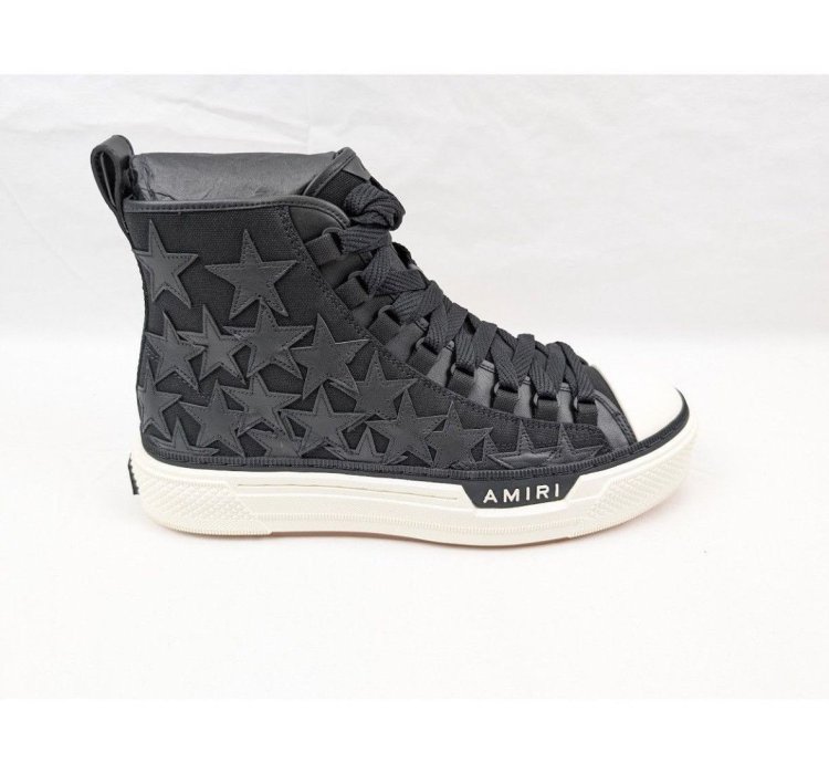 O1w1db11224 Stars High-top Sneakers In Black White