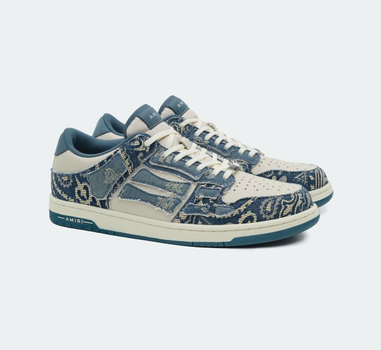 Oc11z0225 Bandana Skel Low-top Sneakers In White Blue