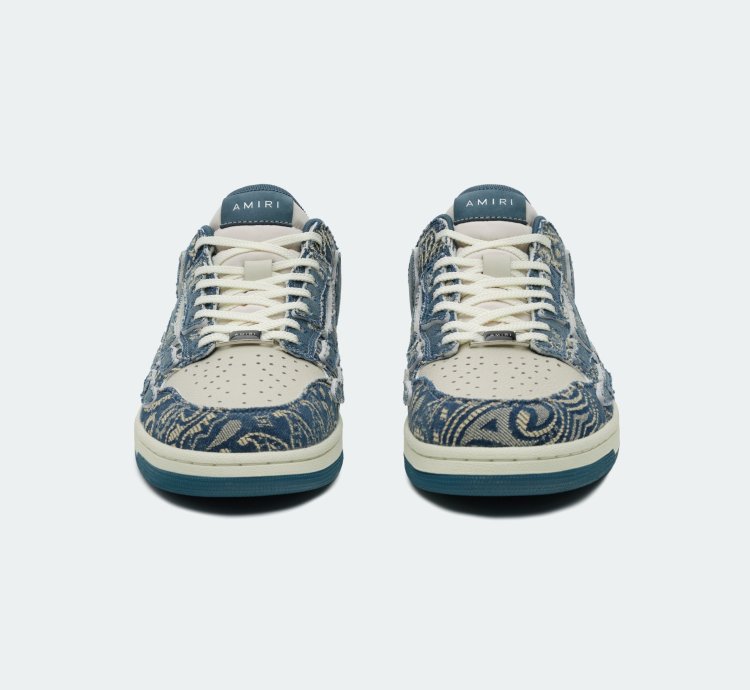Oc11z0225 Bandana Skel Low-top Sneakers In White Blue
