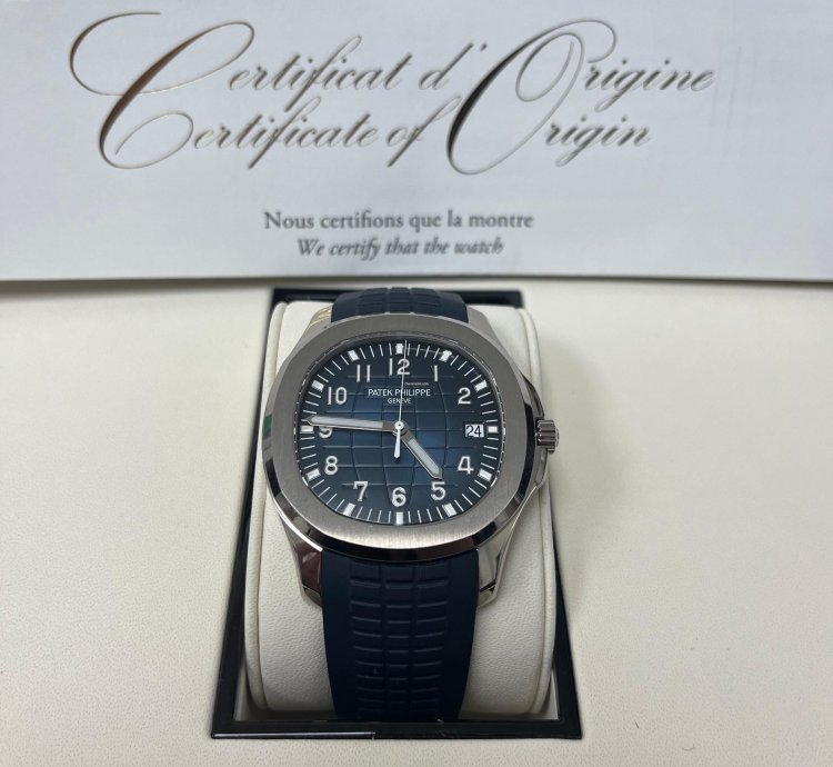 Patek Philippe Aquanaut White Gold Blue Embossed Dial 5168g-001