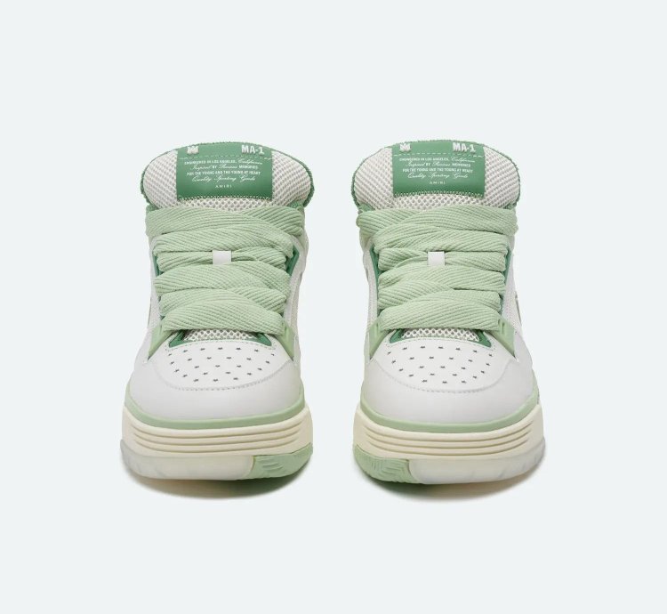 Oc11z0225 Ma-1 Low-top Sneakers In Green White