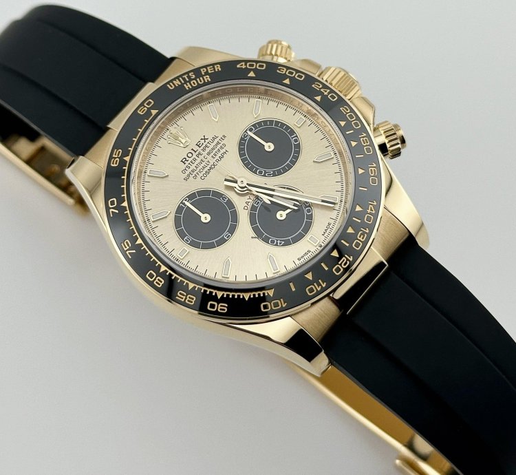 Rolex Daytona 126518ln Yellow Gold Champagne Black Dial 2024