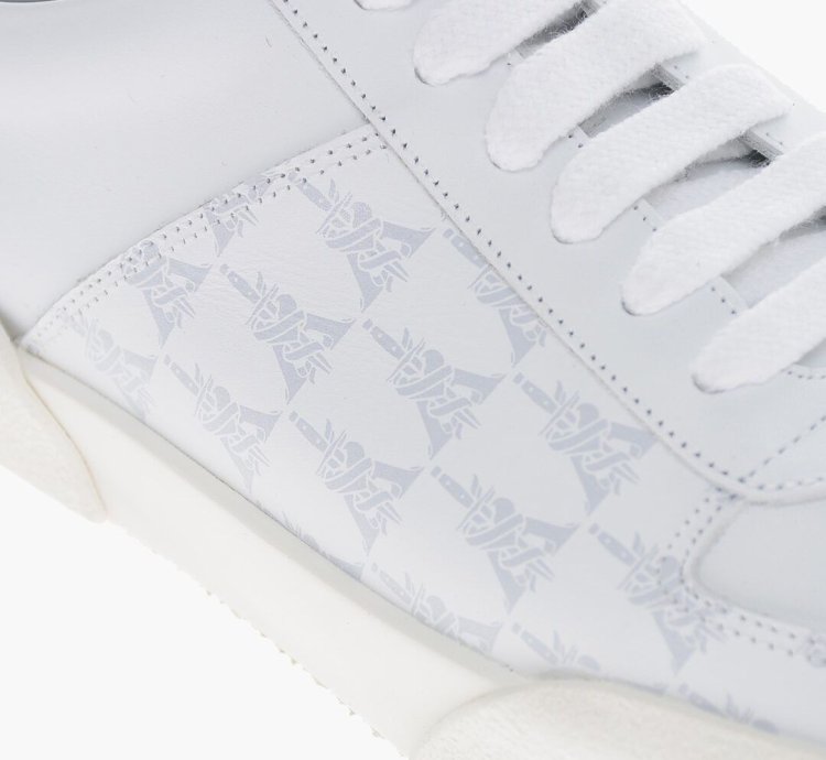 Og1mm0823 Low-top Sneakers In White