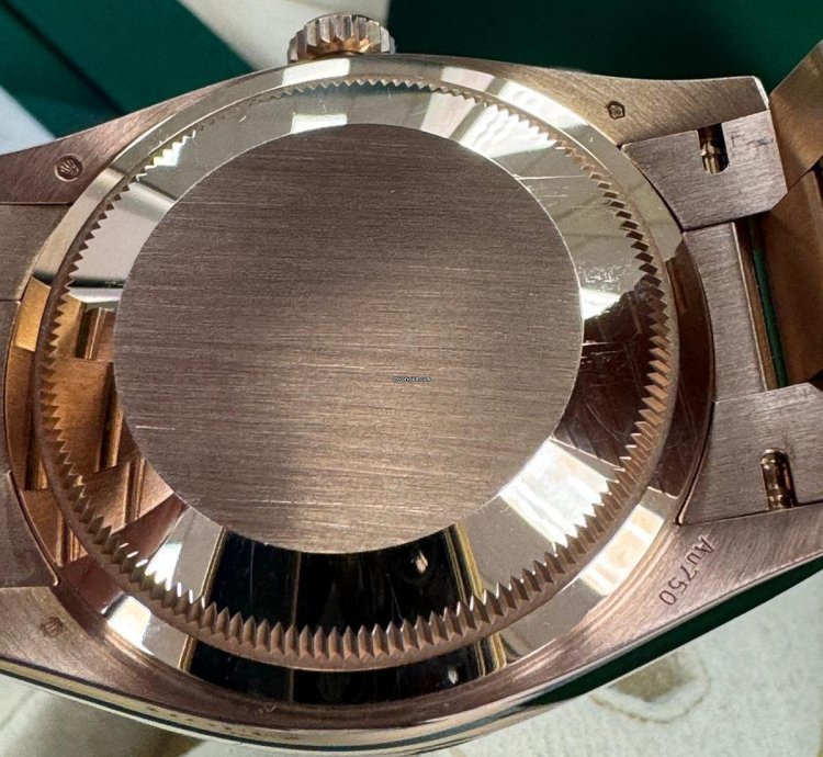 Rolex Day-date 36 Eisenkiesel Diamond Dial 128235