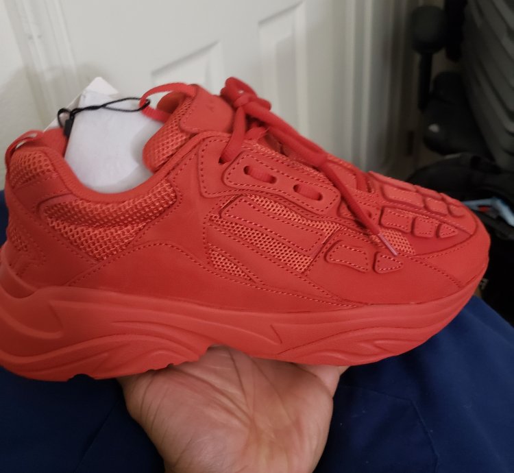 Red Bone Runner