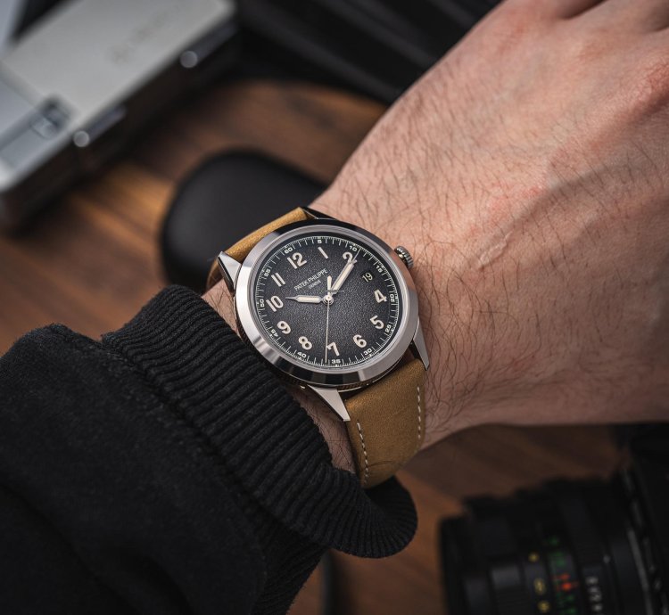 Patek Philippe Calatrava 40 Mm Ref 5226g-001