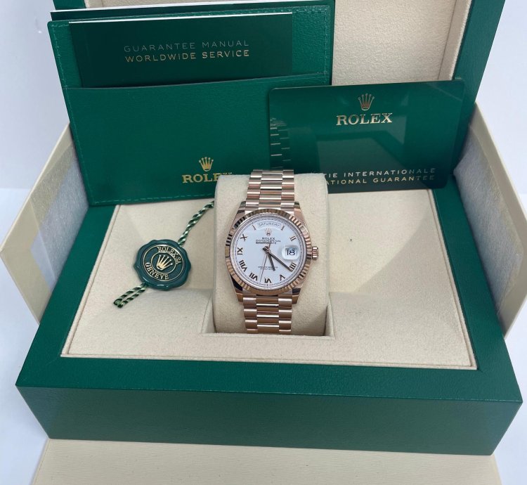 Rolex Day-date 36 Everose Gold Day-date 36 Watch-fluted Bezel-white Roman Dial - President Bracelet 128235