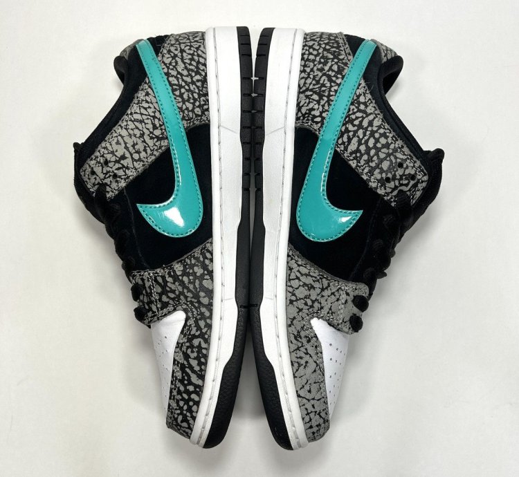 Nike Sb Dunk Low Pro Atmos Elephant Shoes Size 8