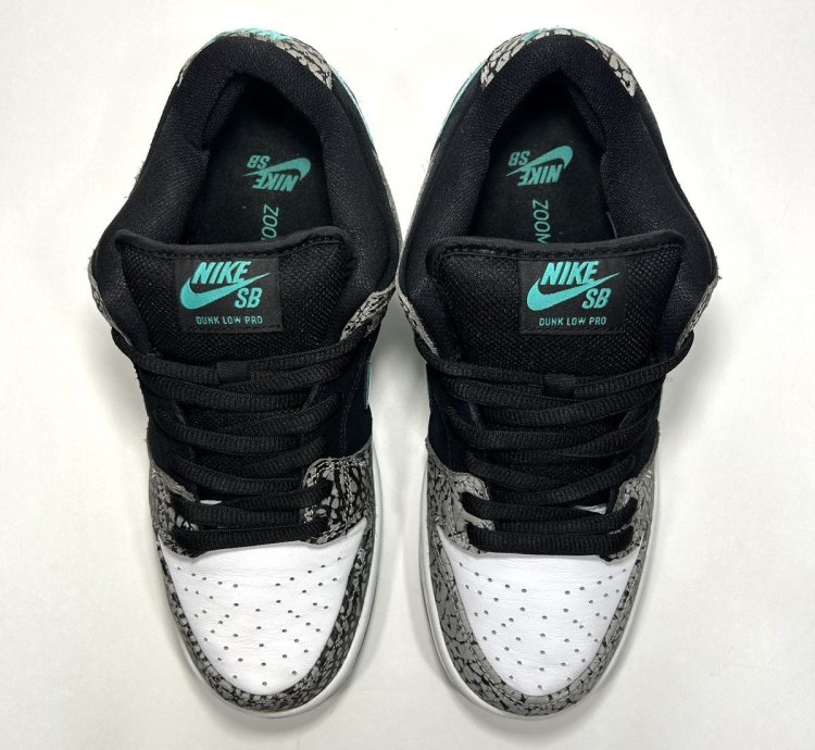 Nike Sb Dunk Low Pro Atmos Elephant Shoes Size 8