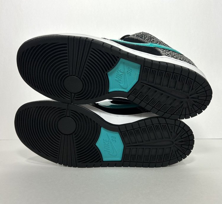 Nike Sb Dunk Low Pro Atmos Elephant Shoes Size 8