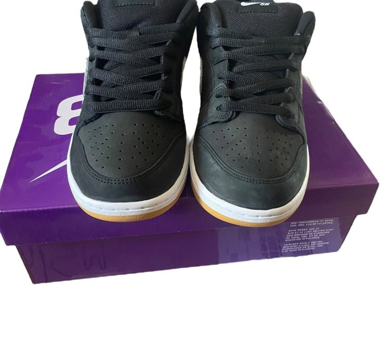 Nike Sb Dunk Low Pro Black White Gum