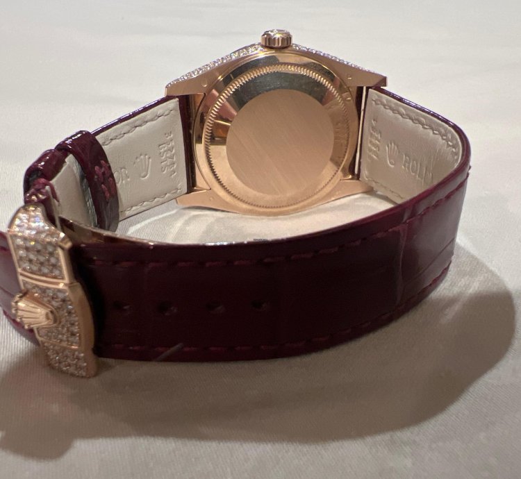 Rolex Day-date 36 Excellent Condition With 800 Brilliant Factory Cut Diamonds