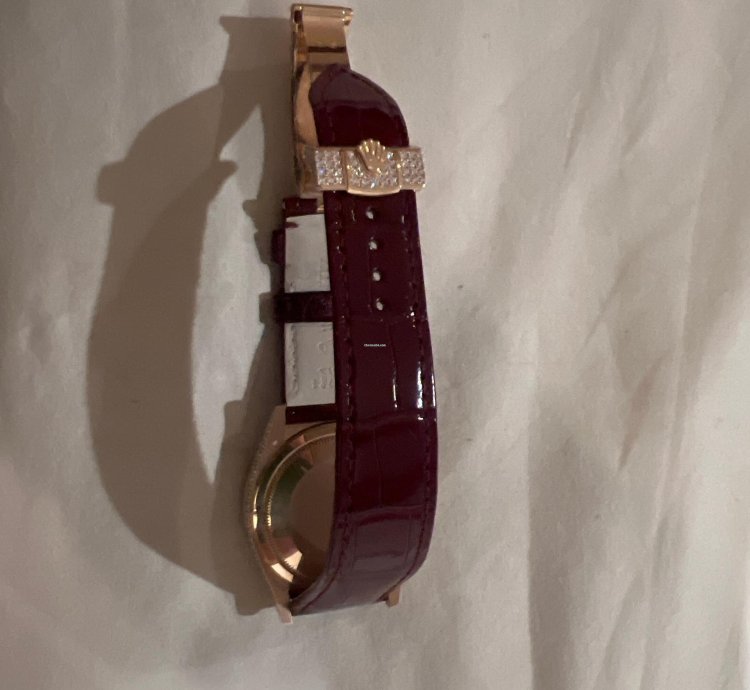Rolex Day-date 36 Excellent Condition With 800 Brilliant Factory Cut Diamonds