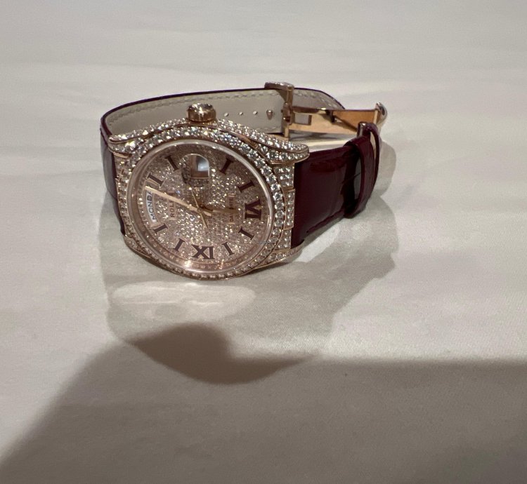 Rolex Day-date 36 Excellent Condition With 800 Brilliant Factory Cut Diamonds