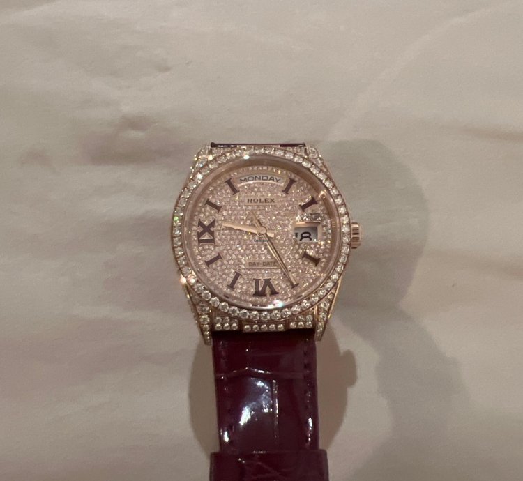 Rolex Day-date 36 Excellent Condition With 800 Brilliant Factory Cut Diamonds