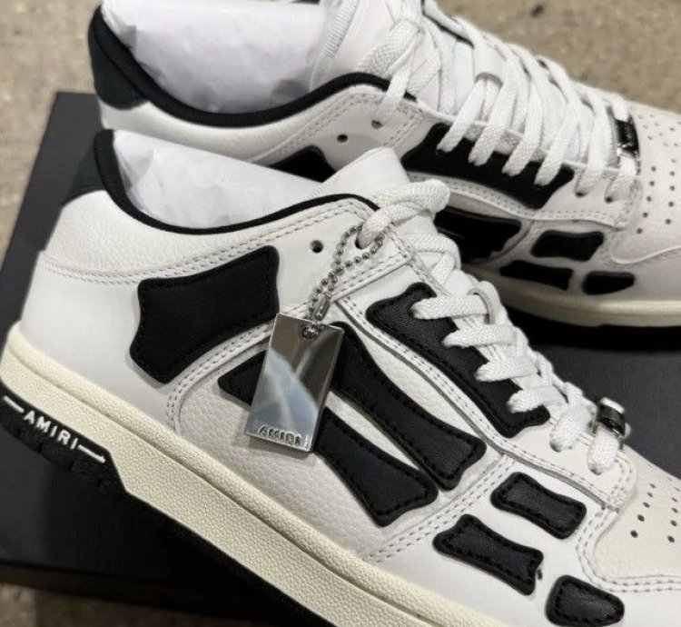 Skel-low Top