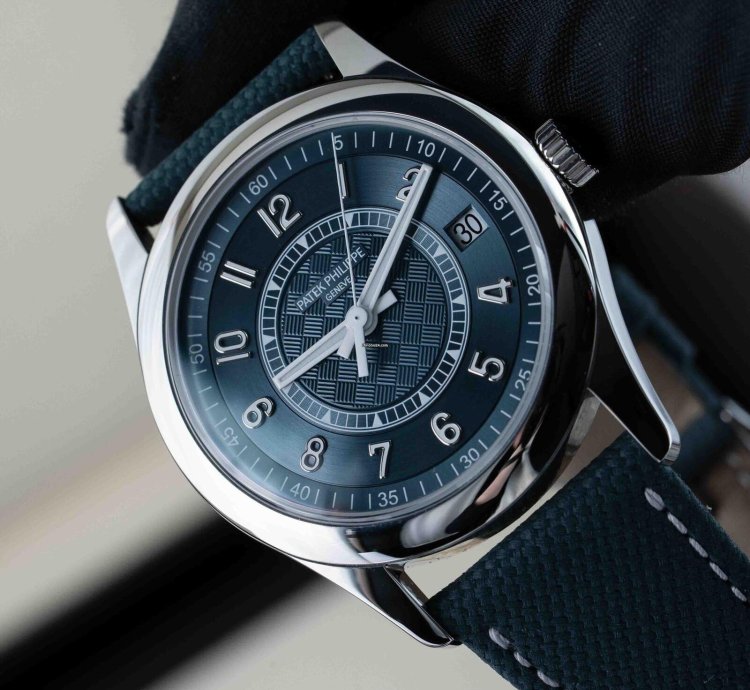 Patek Philippe Calatrava 6007a-001 - 2021