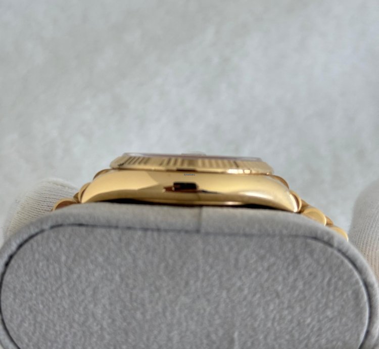 Rolex Day-date 36 Full Set New Condition
