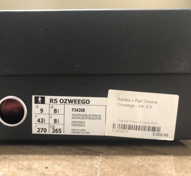 deadstock Adidas Raf Simons Ozweego