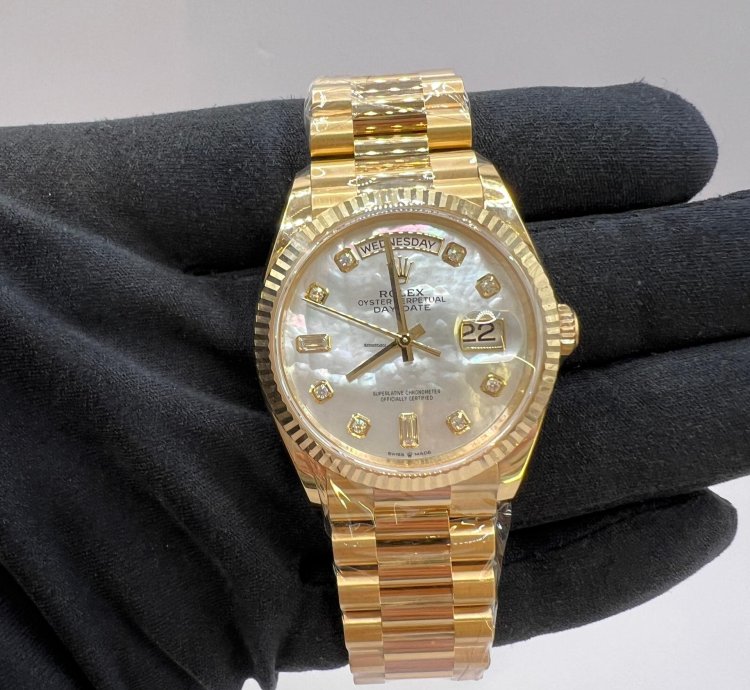 Rolex Day-date 36 Full Yellow Gold Mother Of Pearl Diamond Dial