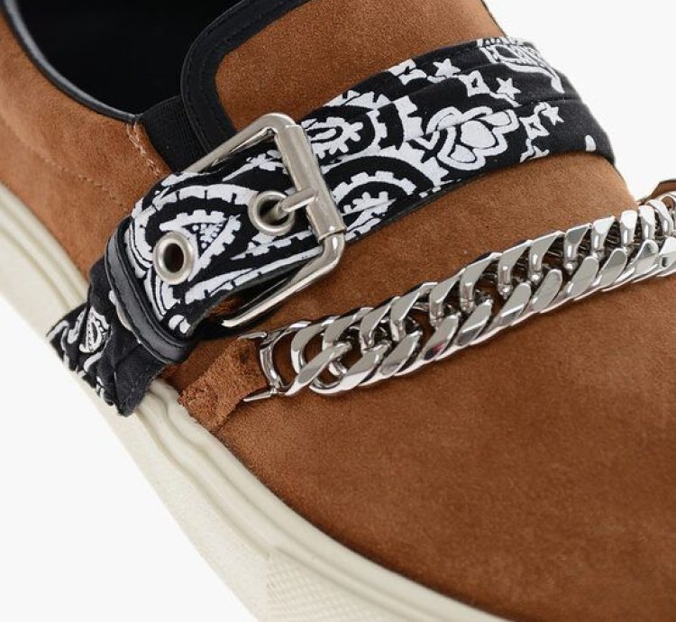 Suede Bandana Chain Slip On Sneakers