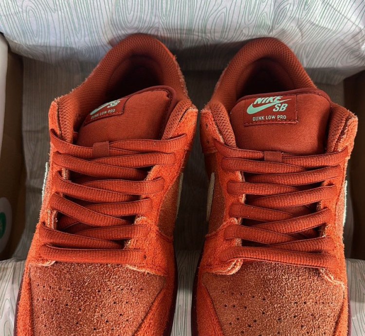 Nike Sb Dunk Low Pro Prm Mystic Red Rosewood