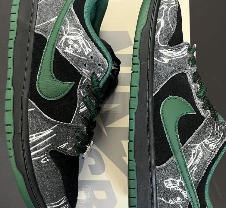 There Skateboards x Nike Sb Dunk Low - Gorge Green Hf7743-001