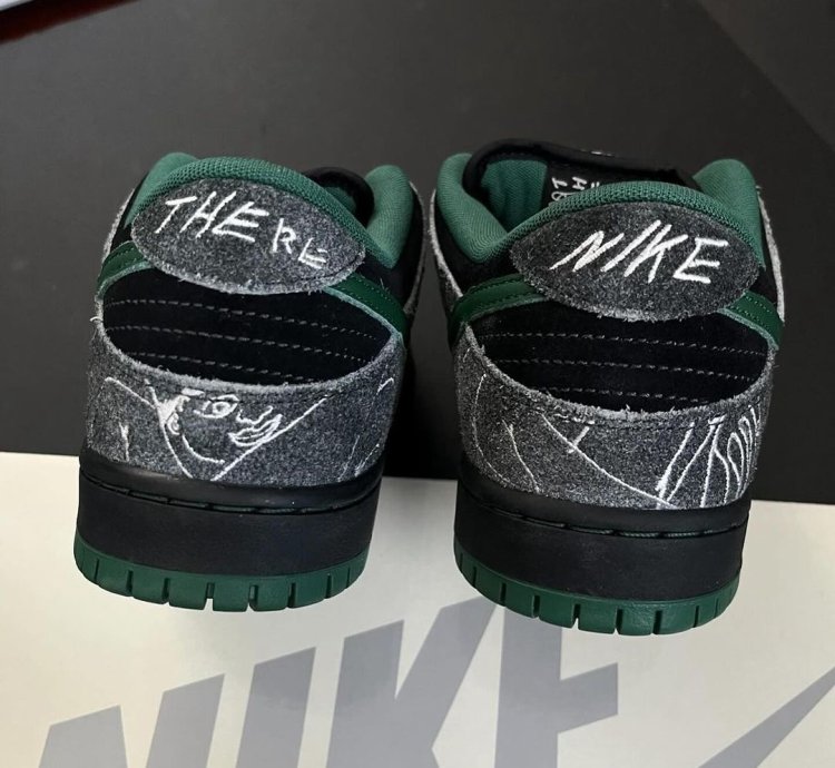 There Skateboards x Nike Sb Dunk Low - Gorge Green Hf7743-001