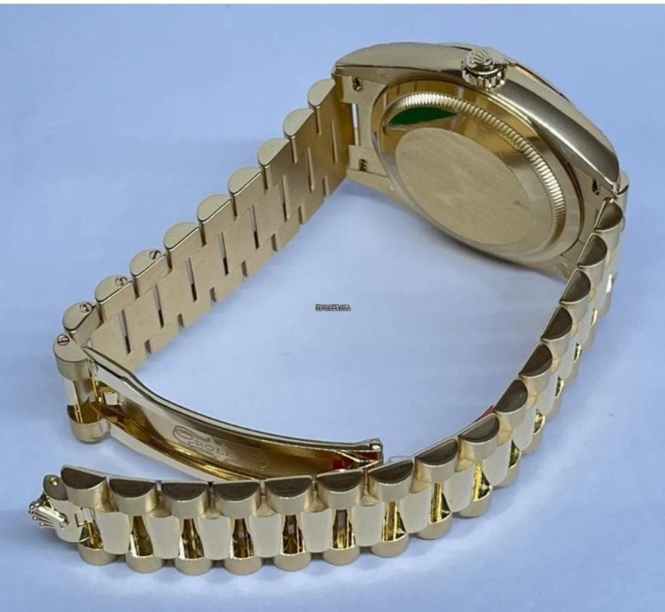 Rolex Day-date 36 Green Arabic Dial Bezel Diamond