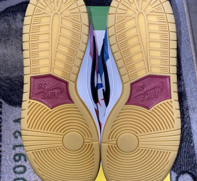 Nike Sb Dunk Low Pro Qs Parra friends And Family