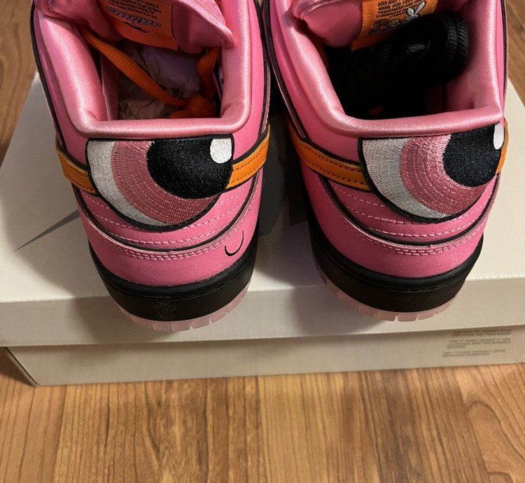 Nike Sb Dunk Low Pro Qs Powerpuff Girls Blossom