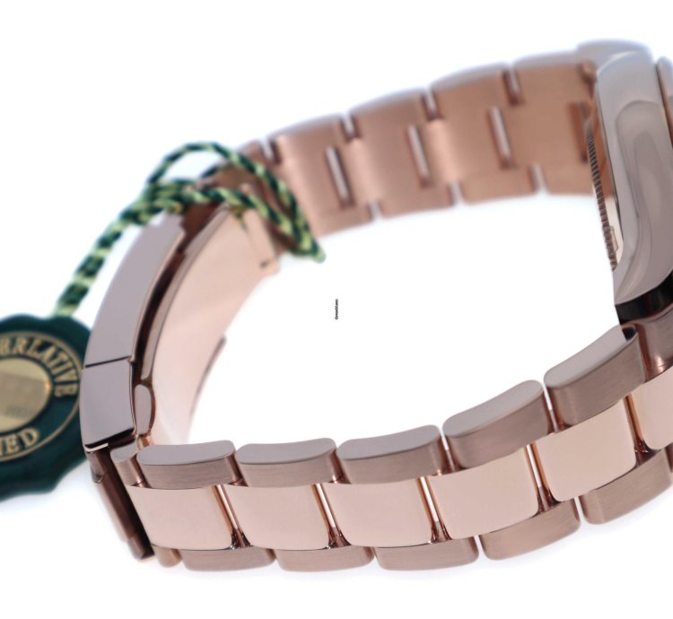 Rolex Daytona 18ct Everose Gold With Sundust Dial - New 2021