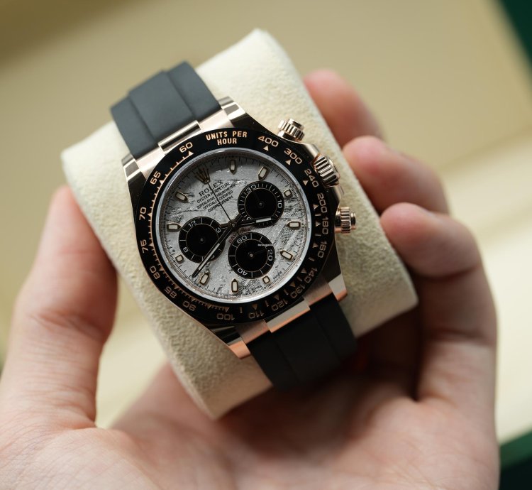 Rolex Daytona 18ct Rose Gold Meteorite Dial Discontinued 2023 Unworn 116515ln
