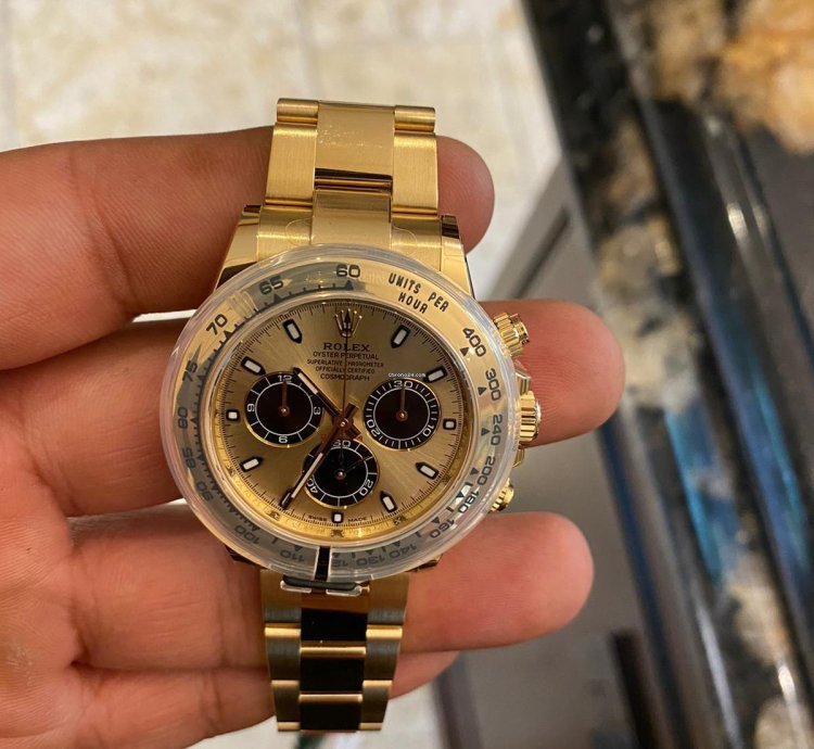 Rolex Daytona 18ct Yellow Gold Automatic Champagne Black Sun Dial 116508