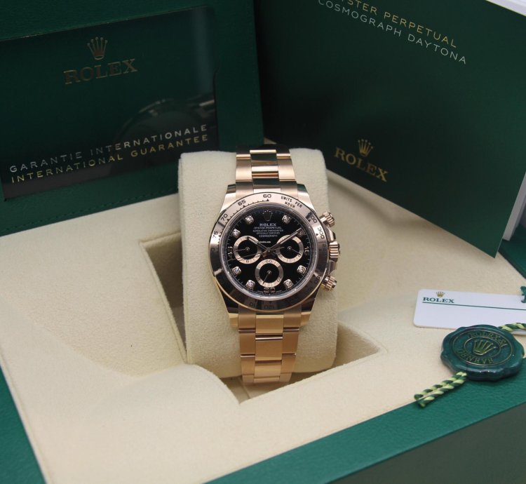 Rolex Daytona 18k Rose Gold Black Diamond Dial 116505